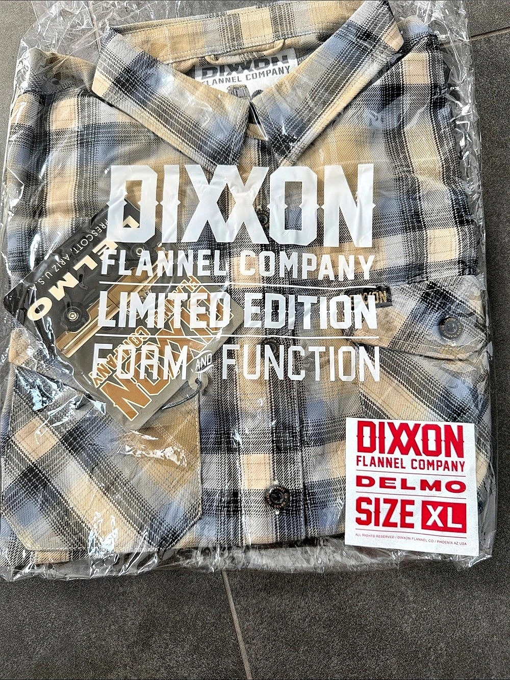 Dixxon Flannel Company The Delmo Flannel Plaid Gray & Black W XL